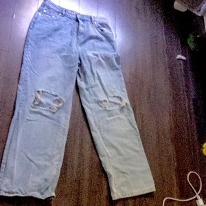 Size 9, blue ripped mom jeans From urban planet